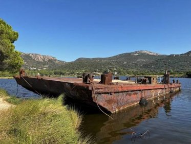 Převozový ponton Korsika 2023 | Urbex fans - sociální síť pro fanoušky Urbexu