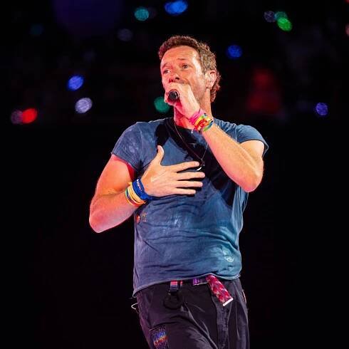 Chris Martin explains why Coldplay will 'keep featuring' fans despite kiss cam 'debacle'