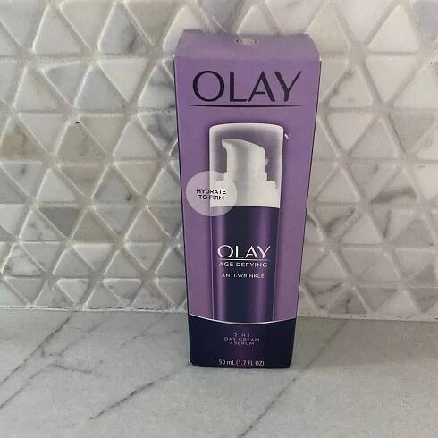 sérový krém Olay Age Defy 2v1 1,7 oz