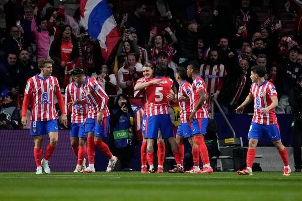 VIDEO: Atléticu sa po remíze s Espanyolom vzdialil titul