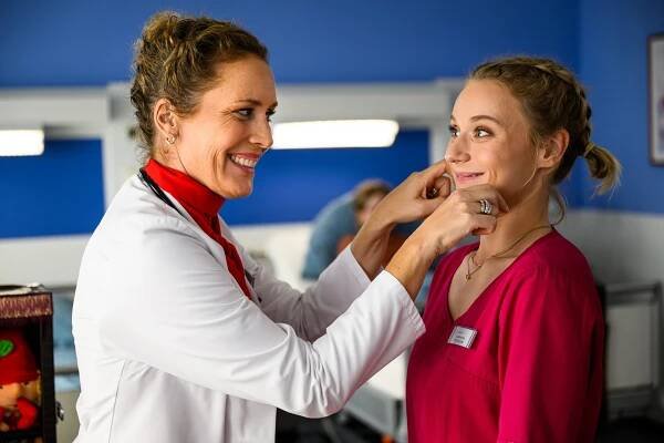Bettys Diagnose - Nebenwirkungen (S11E01) (2024)