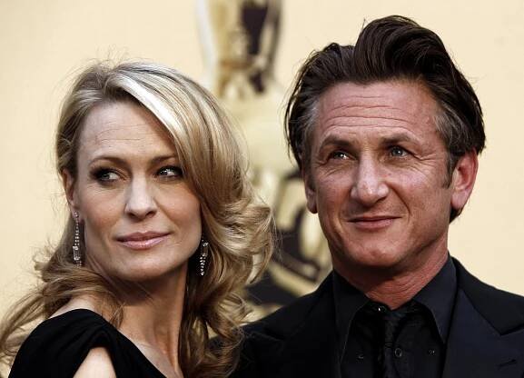 Násilník Sean Penn se rozvedl