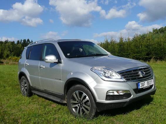 Test SUV Ssangyong Rexton s dvoulitrovým dieselem a 5-ti stupňovým automatem | E-AUTO