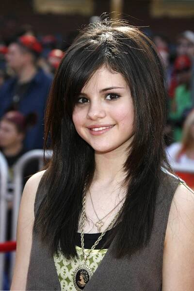 Selena Gomez at an event for Piráti z Karibiku: Na konci světa (2007)