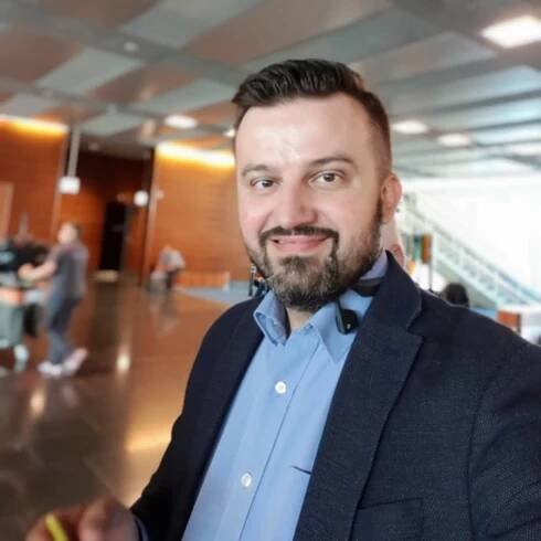 Michal Sabo headshot