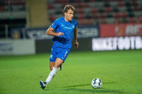 Modlím se, ať jsme všichni zdraví, řekl po utkání s FCSB Michael Rabušic