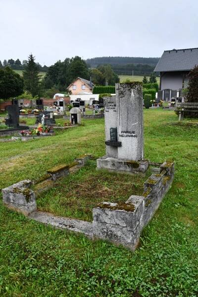 Jeřmanice | Detail hřbitova | Databáze historických hřbitovů