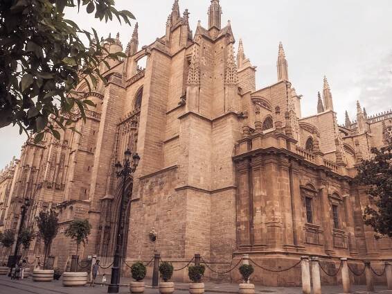 Cestujeme po Andalusii – 2.část | Sevilla a Málaga · Lifestyle Birdie