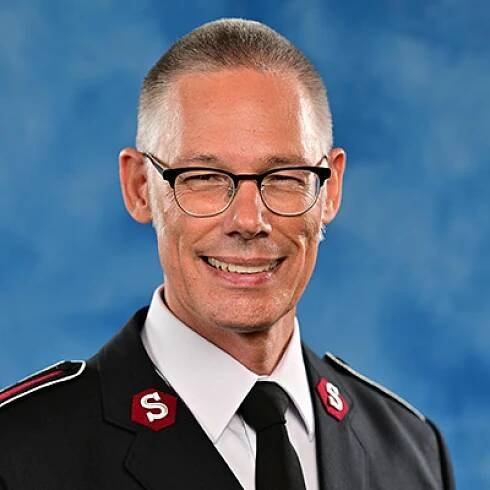 Headshot of Lieut-Colonel Andrew Morgan
