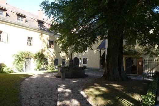 Schloss Waxenberg
