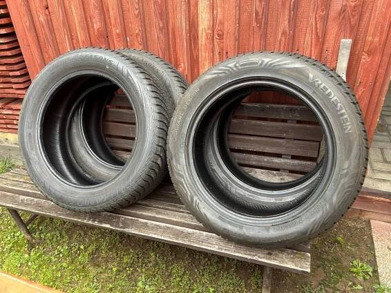 Pneumatiky 215/55/R17, celoroční, vzorek cca 6,5mm - Pneumatiky