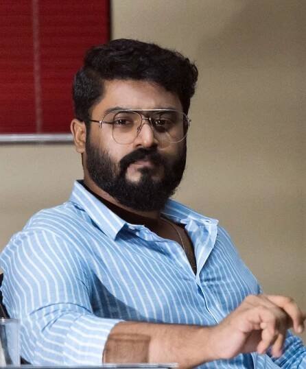 Gokul Suresh - Wikipedia