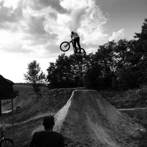 JUNKRIDE DIRTY JAM 2019 / Fotoreport + Video - JUNKRIDE Freestyle BMX shop, park, crew and more since 2010