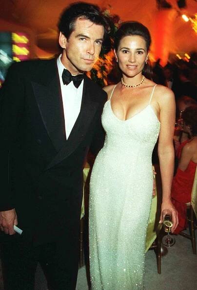 Pierce Brosnan and Keely Shaye Smith at the 1996 Governors Ball for the Academy Awards March 25, 1996
