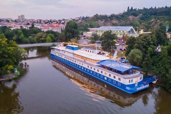 Botel Racek foto 1