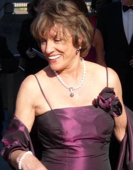 Esther Rantzen - Wikipedia