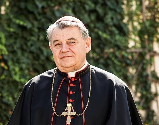 Kardinál Duka se postavil za Peroutku: Komu čest, tomu čest. Nehledejme kličky — HlídacíPes.org