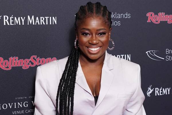 Who will replace Clara Amfo on Radio 1?