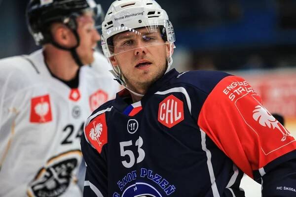 Pohár pro mistry a čtyři tisíce zvědavců. V Plzni odstartovala hokejová Liga mistrů