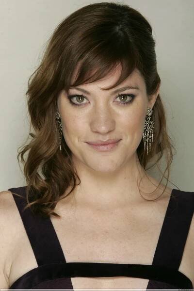 Top 25 Jennifer Carpenter Bikini Hot Pics 11