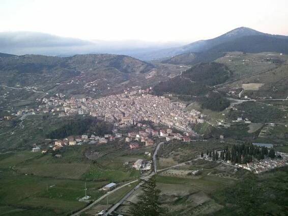 Santo Stefano Quisquina – Wikipedia