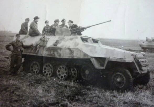 Sd.Kfz. 251/17 Ausf. B : Německo (DEU)