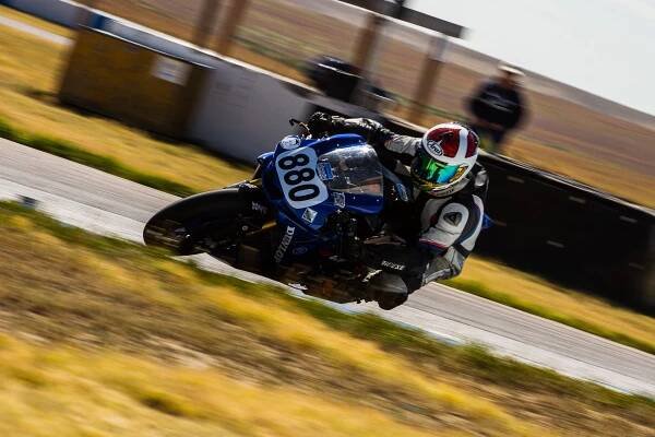 Morris wins MRA Race of the Rockies, Burke, Moham claim RoR championships – Motorcycle Roadracing Association