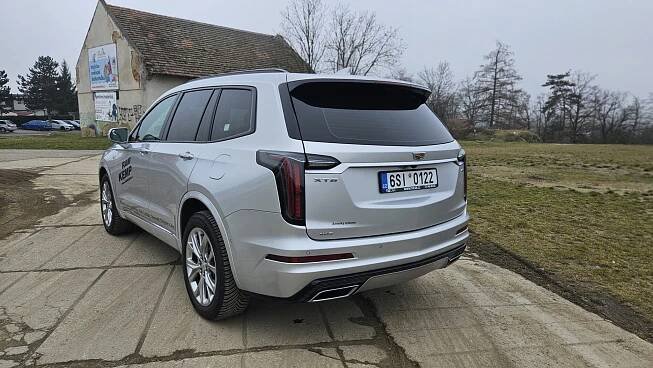 Test Cadillac XT6 | 2025: Americký rebel - Flotila