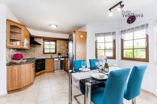 Prodej rodinného domu Divec 100 m², pozemek 632 m² | Reality Veličková