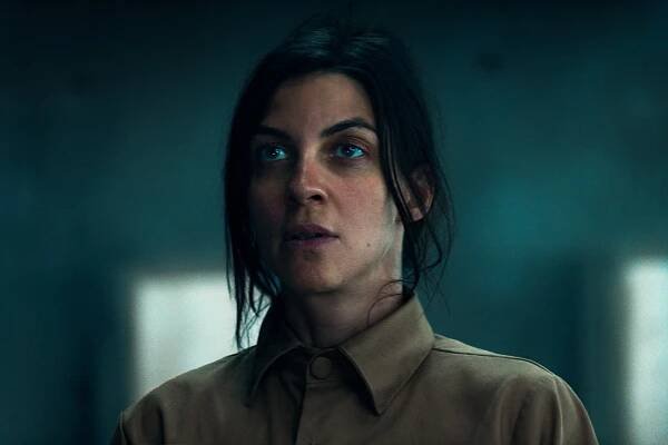 Natalia Tena - Díra 2 - Z filmu