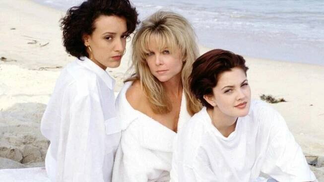 2000 Malibu Road (1992) seriál • Filmožrouti.cz