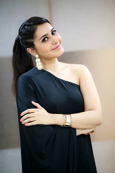 CHECK-OUT 19+ Rashi Khanna Hot Photo LATEST Bikini Images 19