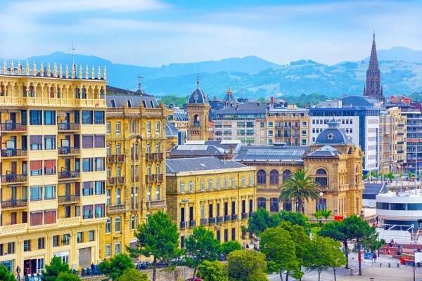 nábřeží san sebastianu - san sebastián - stock snímky, obrázky a fotky