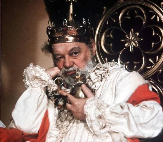 Lubor Tokoš v pohádce O princezně Jasněnce a létajícím ševci.