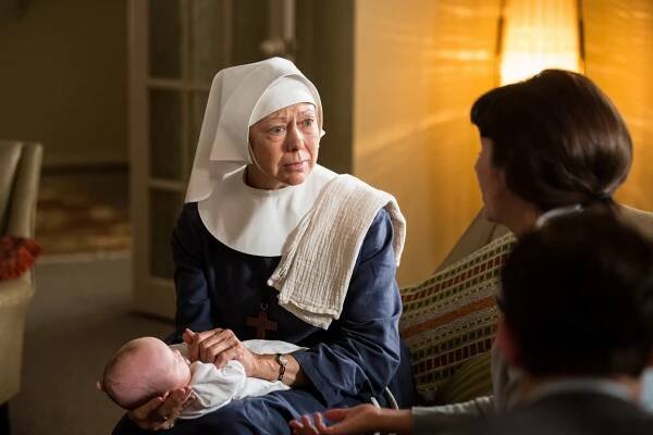 Zavolejte porodní sestřičky - Epizoda 6 - Z filmu - Jenny Agutter