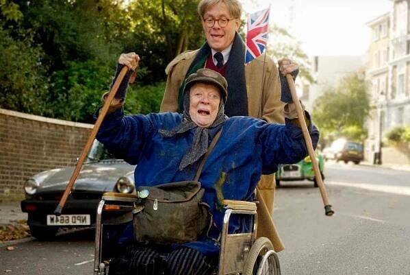 Maggie Smith and Alex Jennings in a scene from Alan Bennett's 