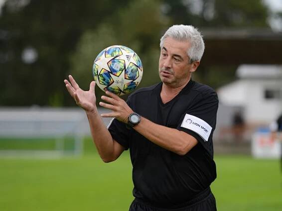 Po derby ve Vrdech si trenér Bílého Podolí stěžoval na tendenční pískání