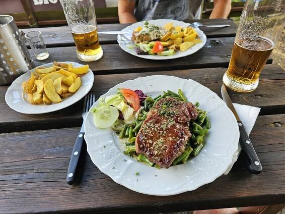 Fotogalerie • Stará Hospoda Dobřív (Restaurace a pohostinství) • Mapy.com