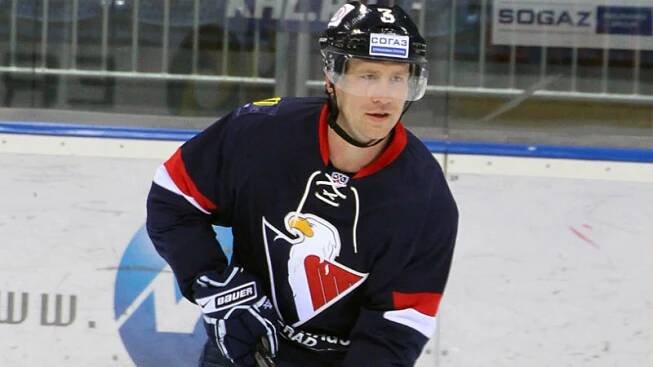 Filip Novák v Dynamu končí, vrací se do KHL. S Kopeckým posílí Slovan