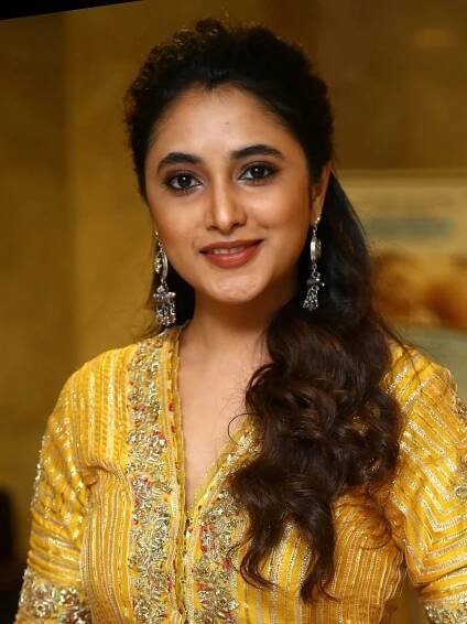 Priyanka Mohan - Wikipedia