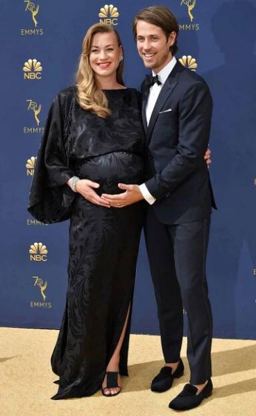 Blessed Be the Fruit! 'The Handmaid's Tale' Star Yvonne Strahovski Welcomes First Child, a Son