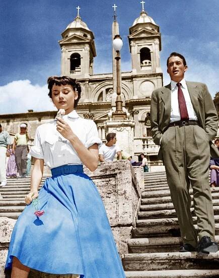 ROMAN HOLIDAY, from left: Audrey Hepburn, Gregory Peck, 1953