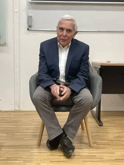 Kavárna GEVO Plus tentokrát s panem prof. Pafkem