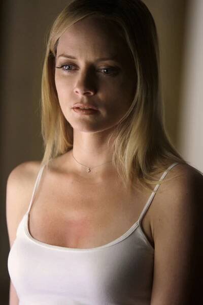 Eleventh Hour - H2O - Z filmu - Marley Shelton