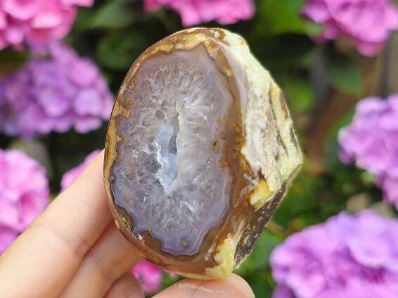 Achát hnědý geoda s dutinou Brazílie 183g - naturshop.cz