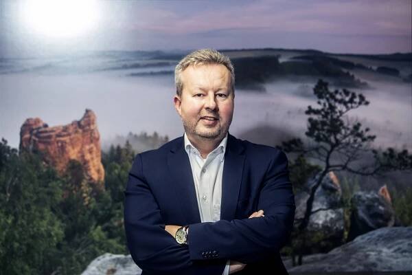 Doba uhelná končí, plynu je třeba víc, říká ministr životního prostředí Brabec
