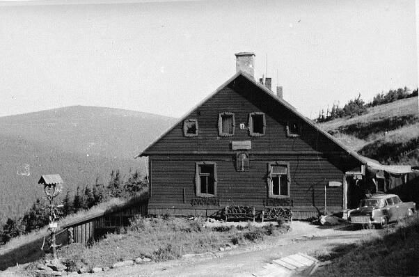 Fotografie - Bývalá chata na Vřesové studánce - foto z roku cca 1964 - 01.01.1970