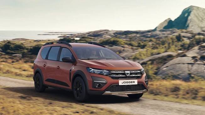 Nejlevnější sedmimístné auto? Nová Dacia Jogger je praktický kříženec