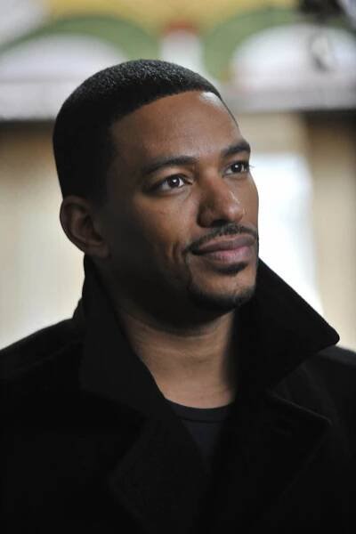 Lovci lebek - Pilot - Z filmu - Laz Alonso