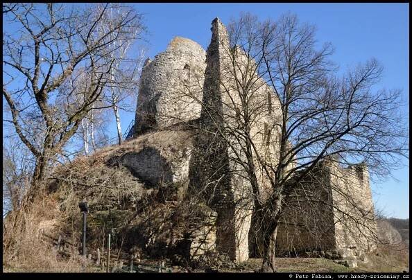 Hrady, tvrze, zámky a zříceniny – Fotografie z roku 2025 – 8.část / hrady-zriceniny.cz